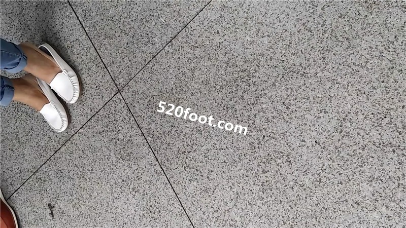G2306��������׼�����̵�ƽ[00_01_40][20170407-162241-0].JPG