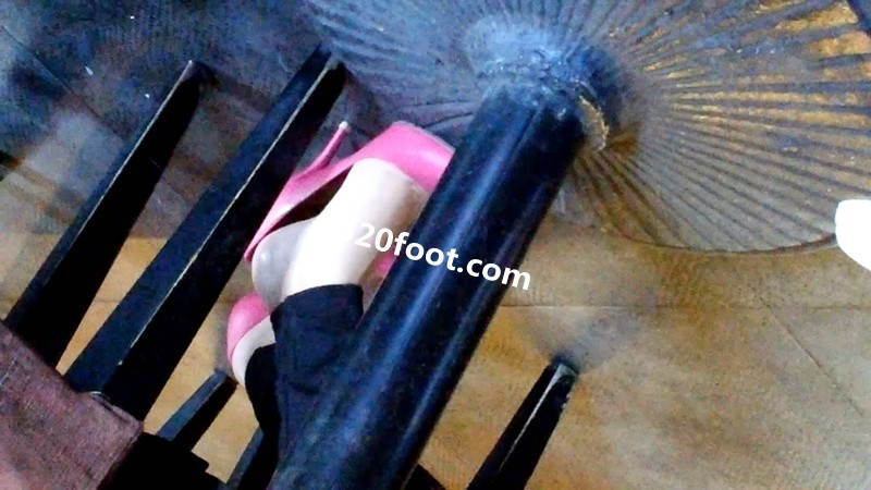 G2976����͵��Ů����Ь[00_00_35][20171202-182350-0].JPG