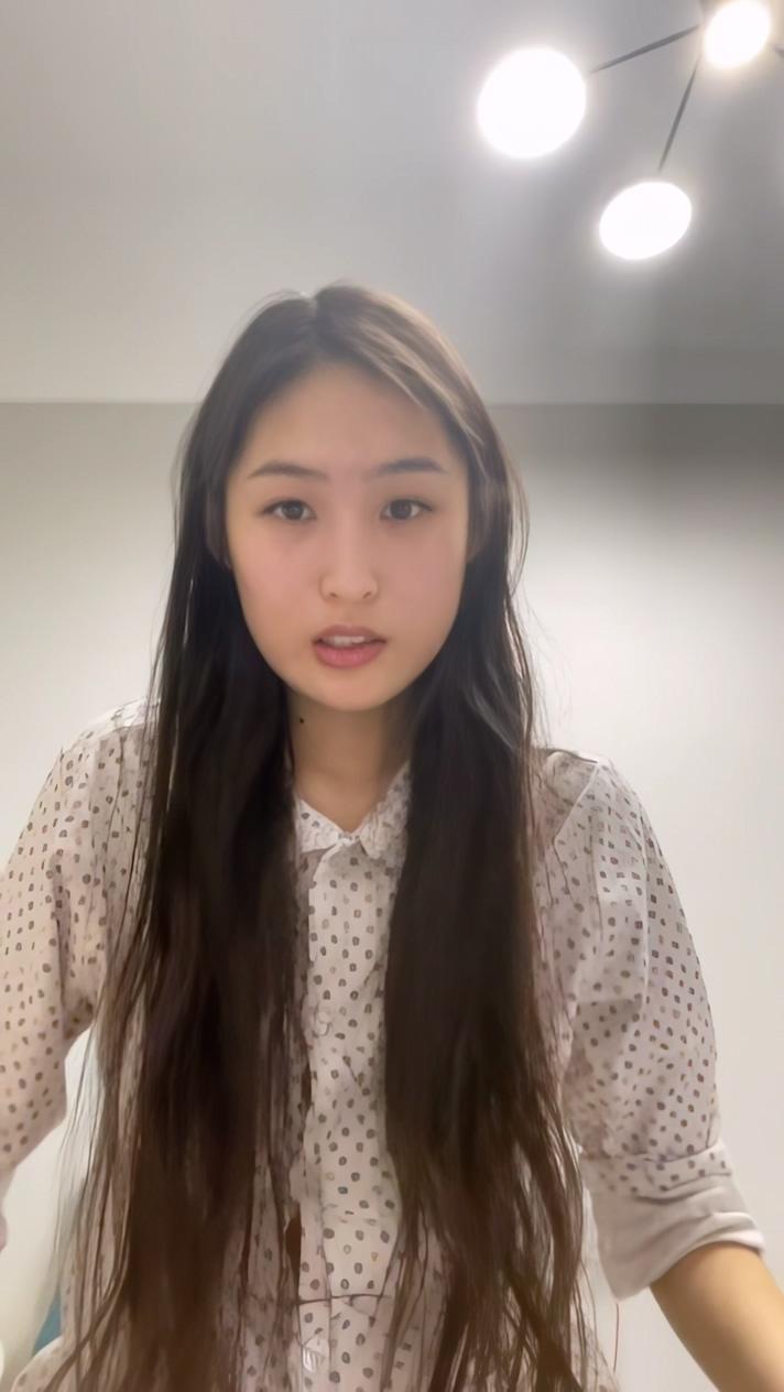 0411.mp4_000000.893.jpg