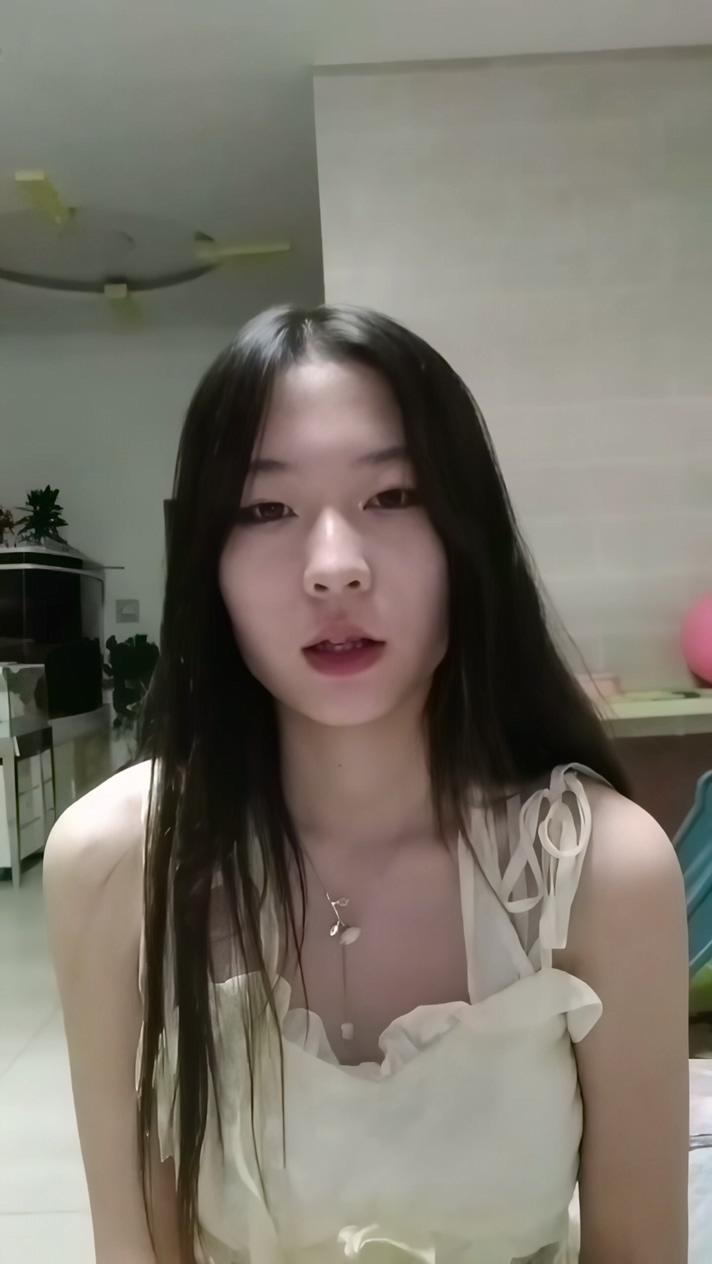 0448.mp4_000009.000.jpg